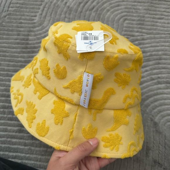 Universal Accessories - 5 FOR $25! universal studios japan jurassic world bucket hat